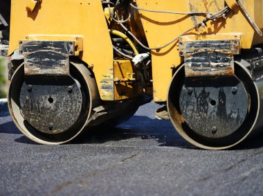 Asfalt inşaat zor iş