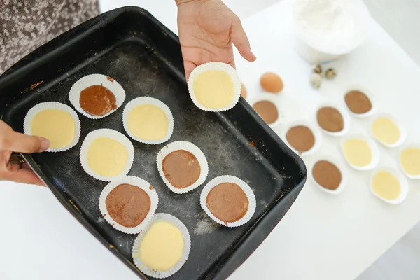 Preparare torte fatte in casa — Foto Stock