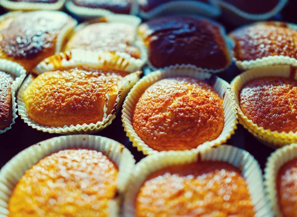 Hausgemachte Cupcakes zubereiten — Stockfoto