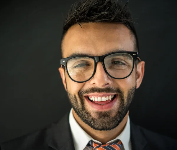 Handsome young man smiling — Stock Photo, Image