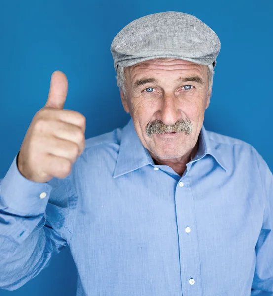 Retrato de un hombre maduro — Foto de Stock