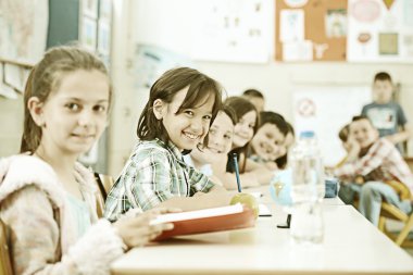 Okuldaki dersler çocuklar