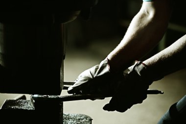 Fabrika çalışma demir soba