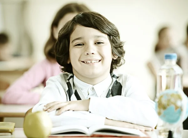 Enfants ayant des leçons — Photo