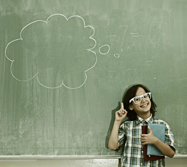 Niños activos en el aula — Foto de Stock