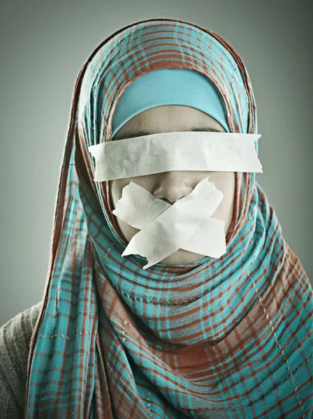 Muslim Arabic girl — Stock Photo, Image