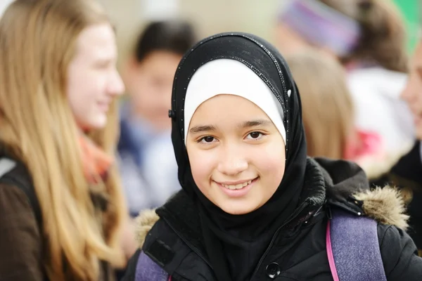 Adolescente Musulmane Arabe Fille École — Photo