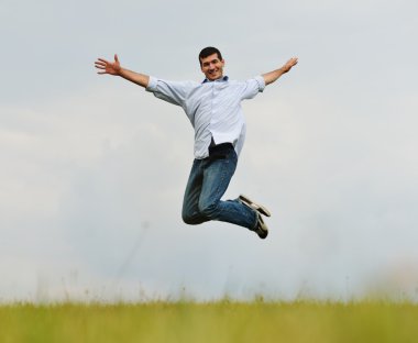 Mutlu zaman doğada sahip adam