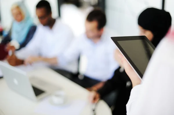 Arabische Geschäftsleute Büro — Stockfoto