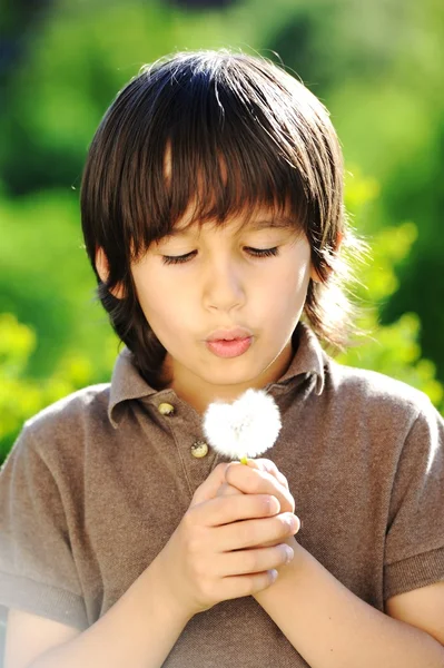 Happy children enjoying childhood — Stock Photo, Image