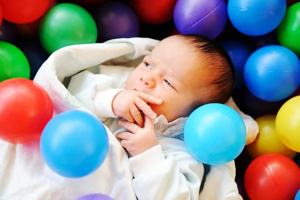 Bayi yang baru lahir berusia beberapa hari — Stok Foto