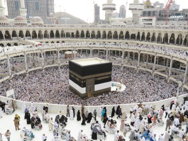 Kâbe Mekke'de kutsal Camii