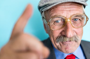 Üst düzey bir iş adamının portresi.