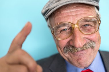 Üst düzey bir iş adamının portresi.