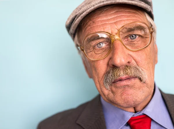 Retrato de um empresário sênior — Fotografia de Stock