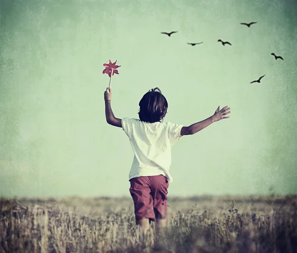 Imagem retrô de criança feliz — Fotografia de Stock