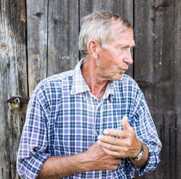 Retrato de homem sênior — Fotografia de Stock