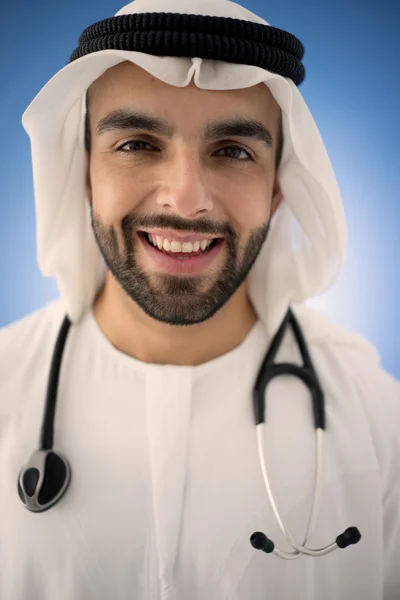 Портрет привабливого лікаря — стокове фото