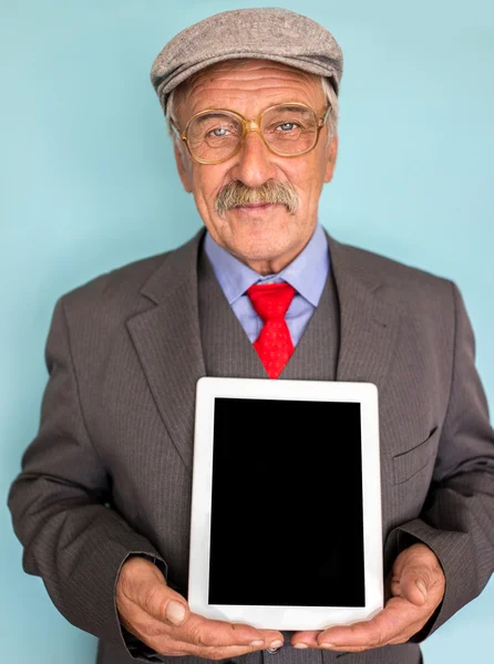 Retrato de un hombre maduro sonriente y seguro — Foto de Stock