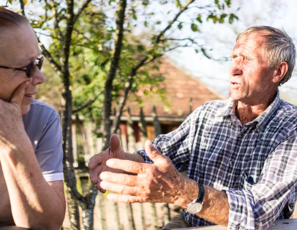 Portret starszego mężczyzny — Zdjęcie stockowe