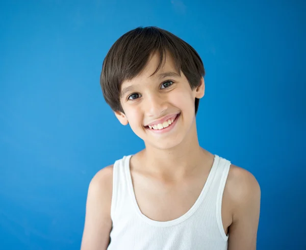 Adorable niño feliz — Foto de Stock