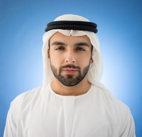 Attraktiv arabiska muslimska man — Stockfoto