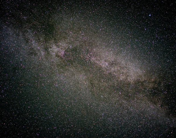 Um céu noturno cheio de estrelas — Fotografia de Stock