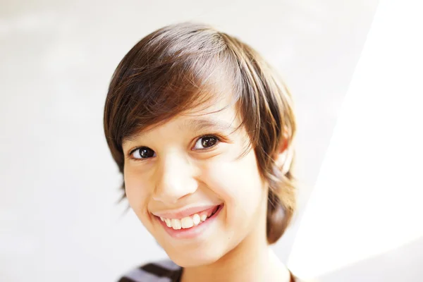 Happy smiling kid — Stock Photo, Image