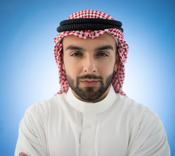 Πορτρέτο του όμορφο Arabian άνθρωπο — Φωτογραφία Αρχείου