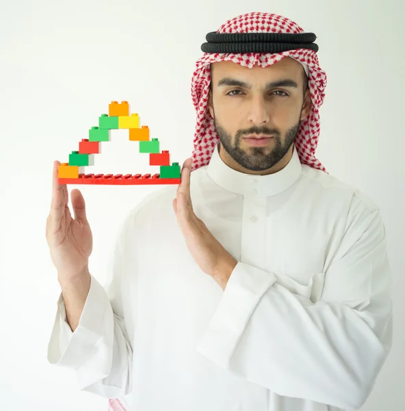 Porträtt av attraktiva arabiska byggnad konstruktören — Stockfoto