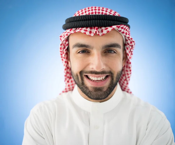 Porträtt av attraktiv Arabian man — Stockfoto