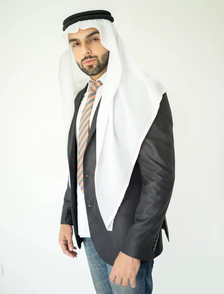 Ιδιαίτερο σχήμα αραβικού νεαρός άνδρας — Φωτογραφία Αρχείου
