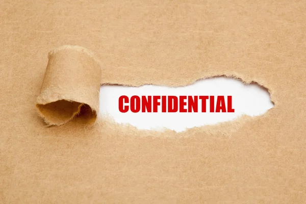 Concepto confidencial de papel desgarrado — Foto de Stock