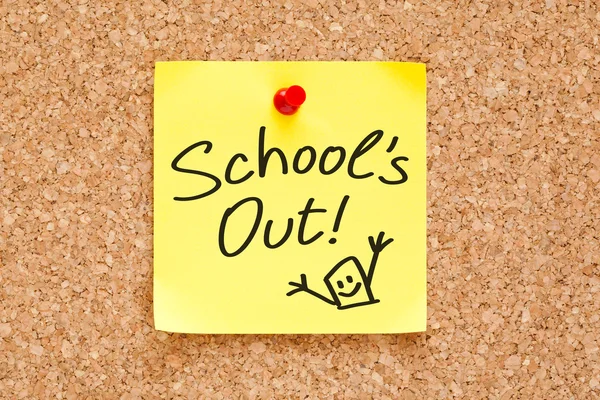 School Is Out Sticky Note — Stock Photo, Image