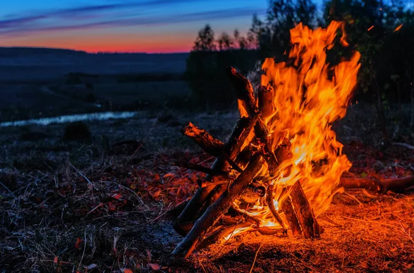 Closeup Blazing Campfire Night — Stock Photo, Image