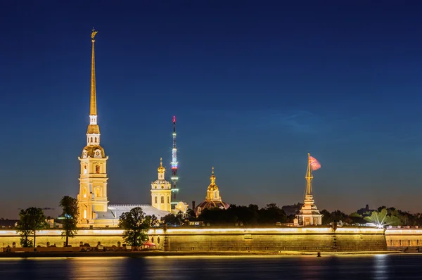 São Petersburgo / Rússia - 05 de agosto de 2015: Fortaleza de Pedro e Paulo — Fotografia de Stock