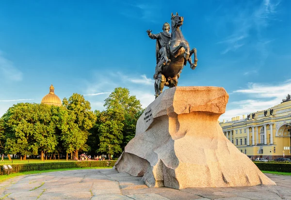 Saint Petersburg/Russia - August 11, 2015: The Bronze Horseman — Stock Photo, Image