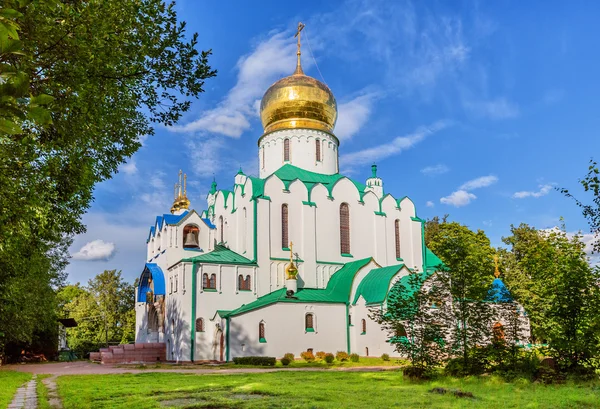 Fedorovskiy cathedral in Pushkin in summer day — Stock Photo, Image