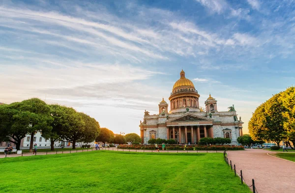Saint Isaac 's Cathedral i Sankt Petersborg - Stock-foto