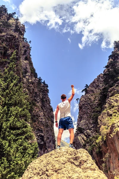 İz veya dağ runner başarı başarı — Stok fotoğraf