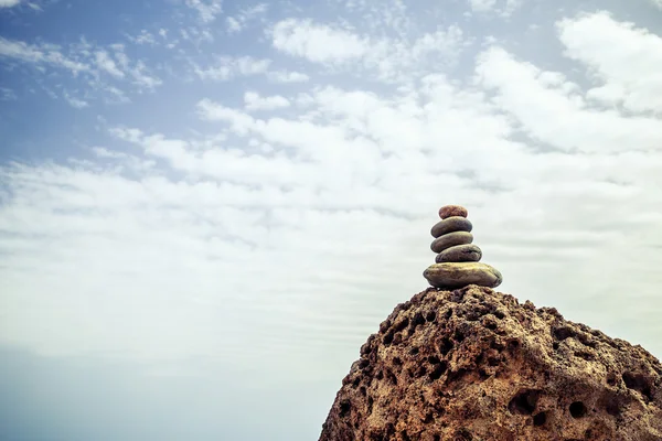 Piedras equilibrio inspiración bienestar concepto — Foto de Stock