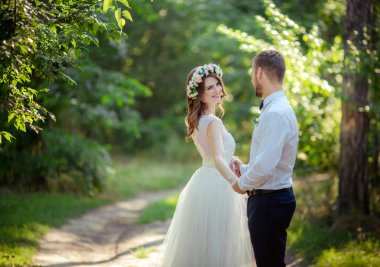 mutlu gelin ve damat