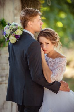 Gelin ve damat düğün gününde