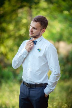 Düğün gününde damat