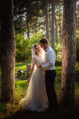 Gelin ve damat düğün gününde