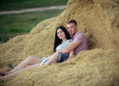 genç bir çift doğa