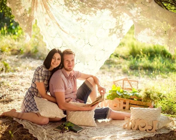 Young couple on nature — Stock Photo, Image