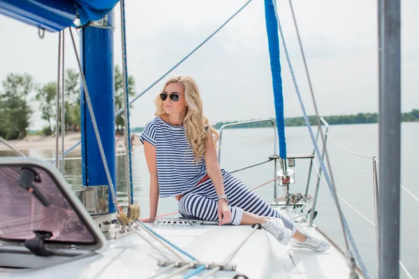 Woman on her private yacht — Stock Photo, Image