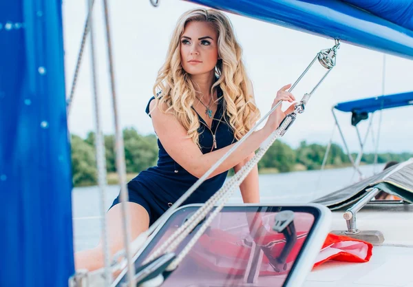 Woman on her private yacht — Stock Photo, Image