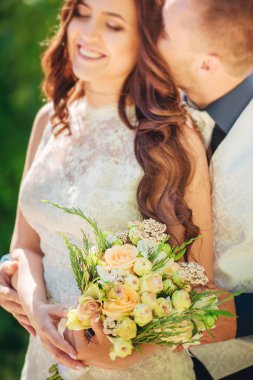 Gelin ve damat düğün gününde